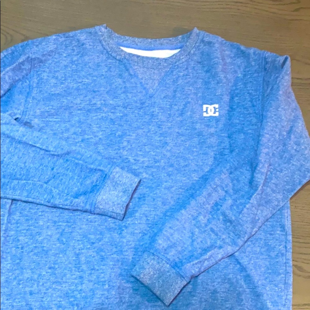 Men’s DC crewneck size xl